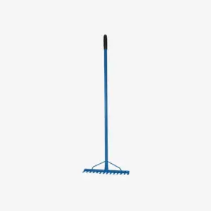 Flat rake with handle